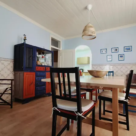 Casa Do Terraco By Madrabica * Peniche