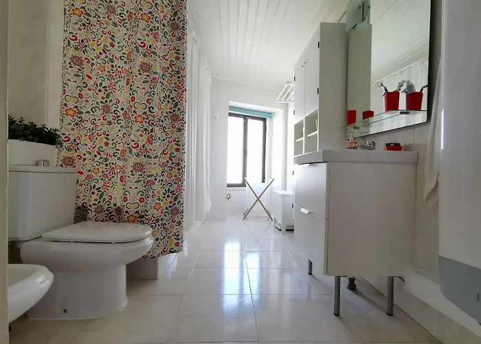 Casa Do Terraco By Madrabica Atouguia Da Baleia